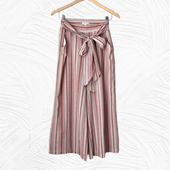 Max Studio Striped Flowy Wide Leg Cropped Pants - Picture 2 of 7